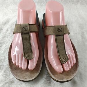 Keen Dauntless Posted T-strap Sandal Women's Size 7 Brown Leather Slingback